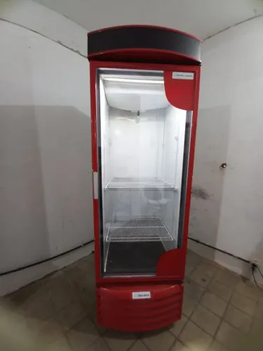 Expositor de Bebidas Muito Novo em Neópolis. Metal Frio