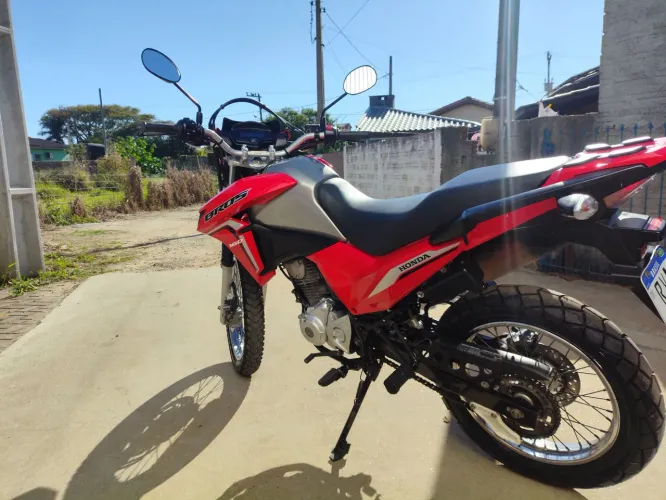 Bros 160 ano 2023 único dono