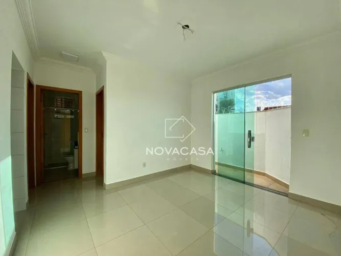 Apartamento Garden com 2 dormitórios à venda, 51 m² por R$ 450.000,00 - Candelária - Belo