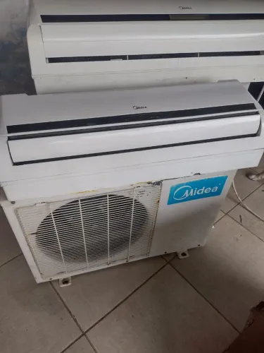 Ar condicionado 12 mil BTUs 