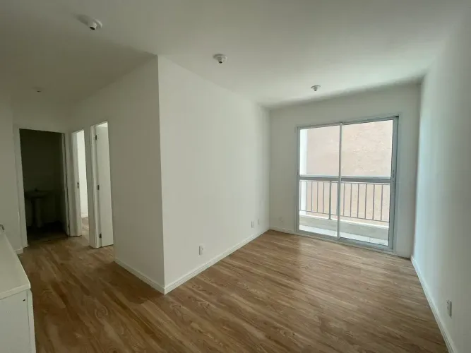 Apartamento para venda ao lado do Metro Guilhermina com 2 dormitórios e 1 vaga, condomínio