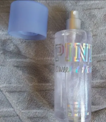 Novo - body spray com brilho victoria's secret