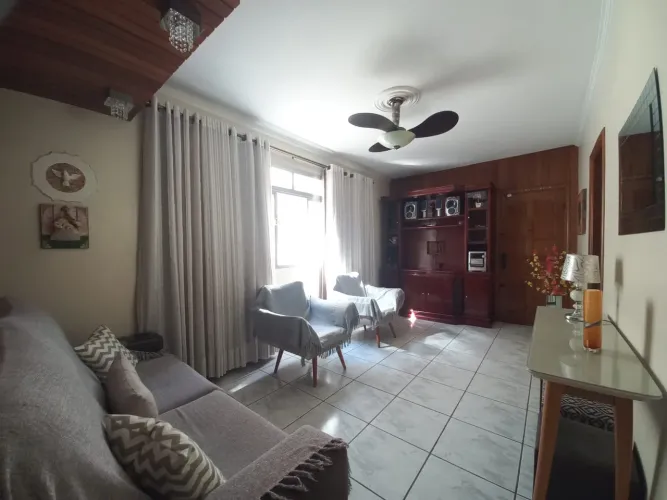 Venda Apartamento Santos SP - Amplo espaço interno e Garagem fechada! Bairro Marapé