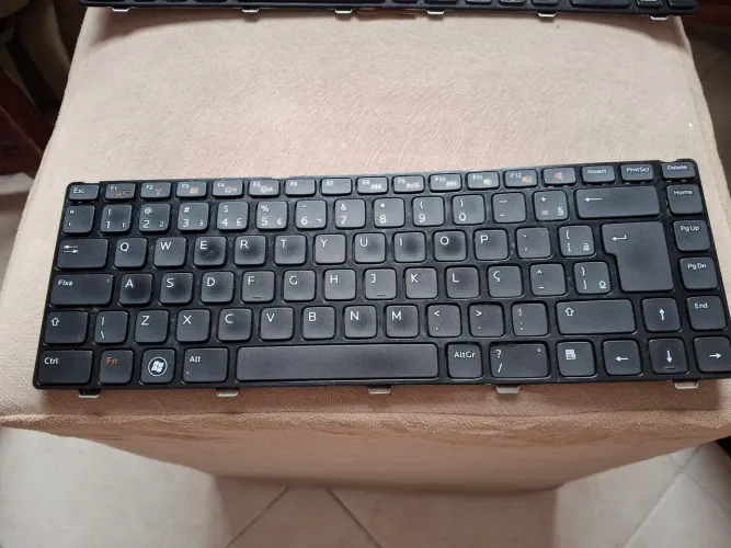 Teclado original D. E. L. L