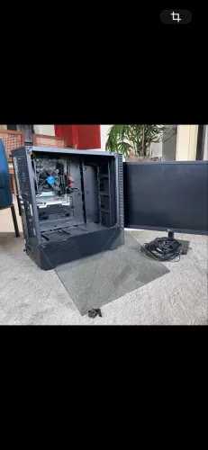 PC montado pouco usado