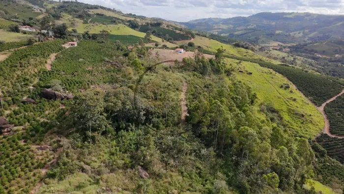 Sítio à venda no bairro Ponte Alta em Divinolândia