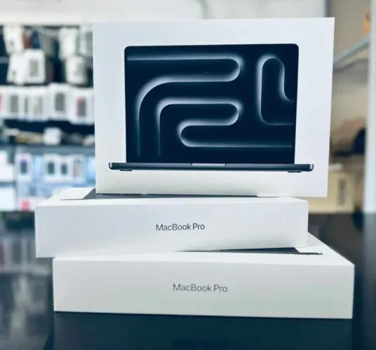 MacBook Pro M5 lacrado