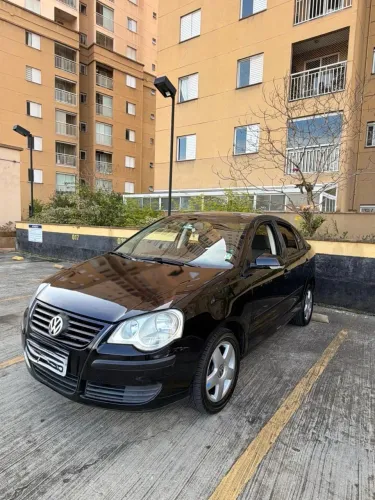 Volkswagen Polo Sedan 1.6 MI Total Flex 8V 4P 2010