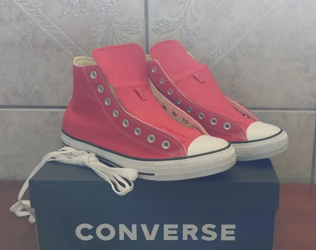Converse All Star Chuck Taylor Vermelho- Cano Alto