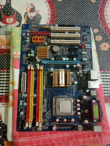 Placa mãe e processdor core 2 quad q6600, ddr2 socket 775 gigabyte