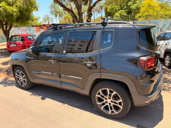 Jeep Renegade Long. T270 1.3 TB 4X2 Flex Aut. 2022