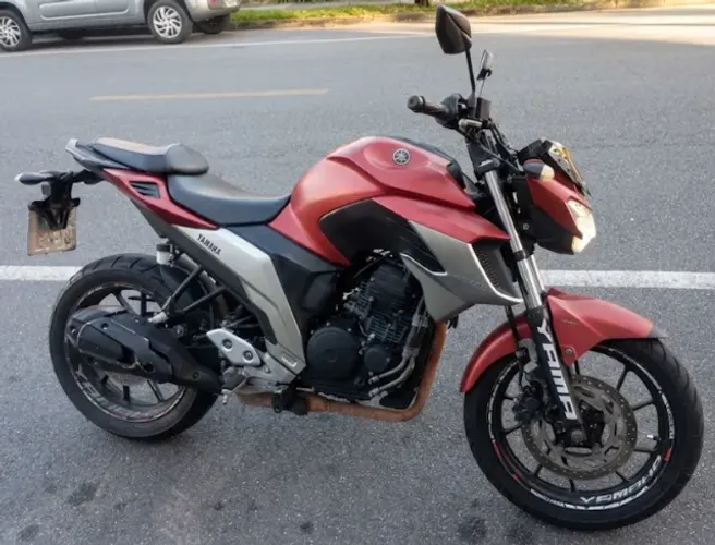 Fazer 250 fz25