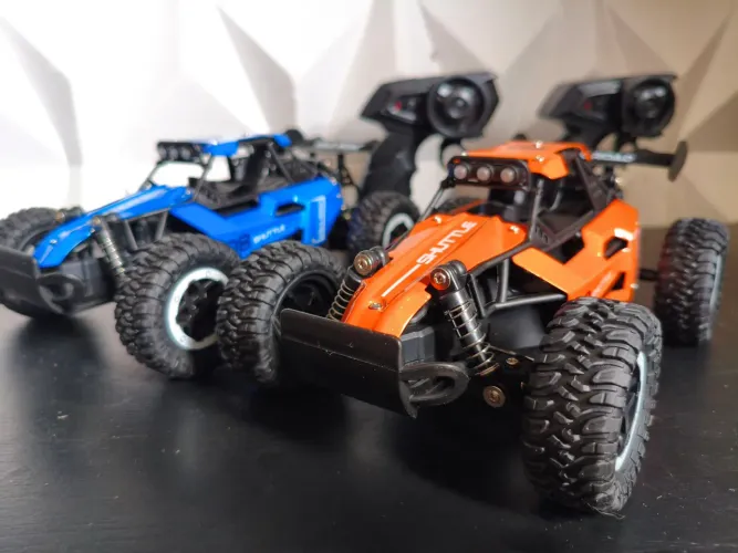 Carro de controle remoto Off-road 