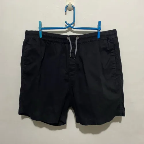 Short Sarja