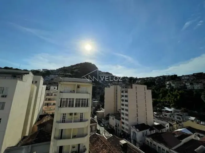 OPORTUNIDADE ÚNICA! APARTAMENTO ENCANTADOR NO CATETE - PRÓXIMO AO METRÔ