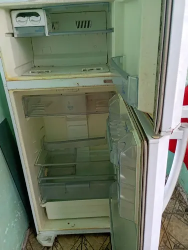 Geladeira Frost Free 