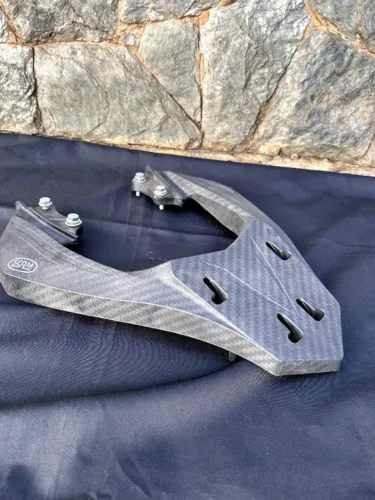Bagageiro Suporte para Baú Yamaha Fazer 250 / FZ25 2018 a 2025 - Fiber Force Scam