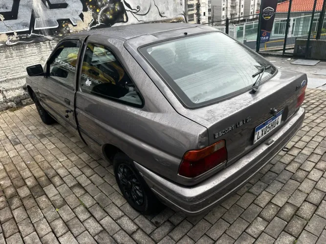 Ford Escort GL 1.8i / 1.8 (álcool) 1996