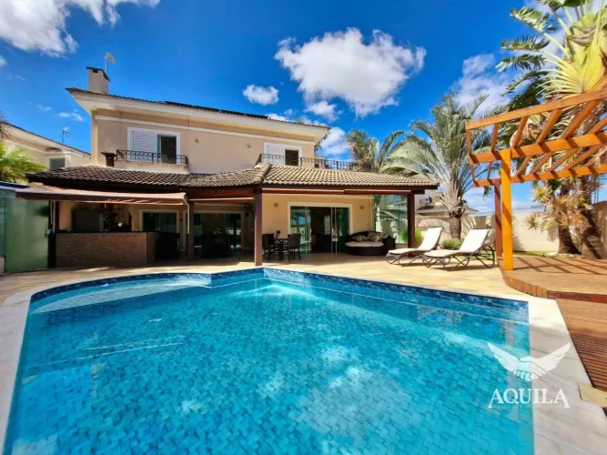 SOBRADO COM 4 SUÍTES E PISCINA NO CONDOMÍNIO REAL VILLAS EUROPA - VILA BOA VISTA - SOROCAB