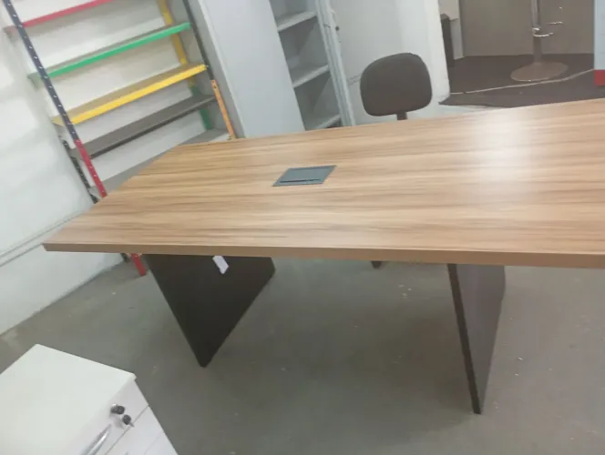MESA GRANDE RETA ESCRITORIO NOVA 2.00X90CM 40MM AVISTA 1.199,00 ZAP *