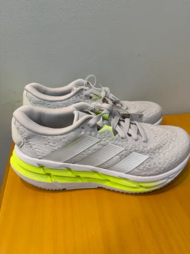 Tênis adidas adistar 4w 