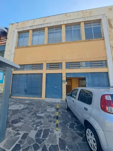 Loja para locação na Av. Benjamim Constant em Porto Alegre....