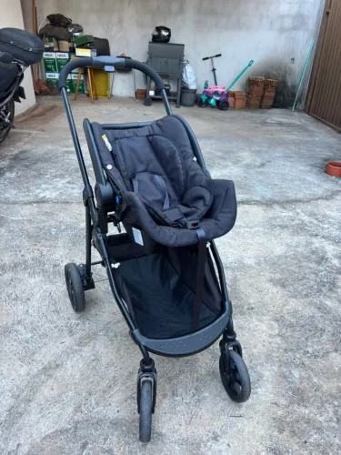 Carrinho de Bebê/berço moisés Galzerano + Bebe Conforto