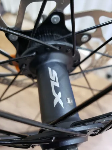 Rodas para MTB. Treino em asfasto