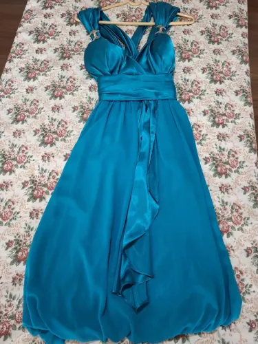 vestido de cetim balão semi novo