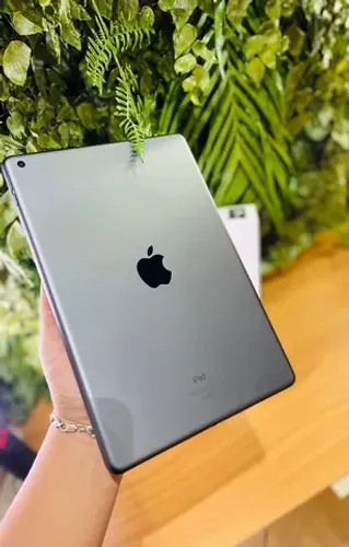 iPad 9 com garantia e melhor preço - seminovo com garantia