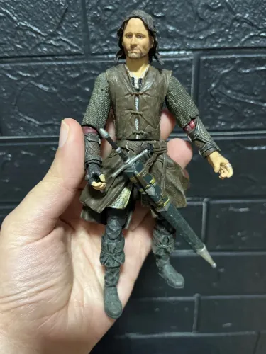 Boneco Colecionável Aragorn - Senhor dos Anéis