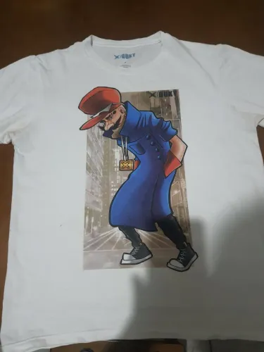 Camiseta branca com estampa Dick Vigarista