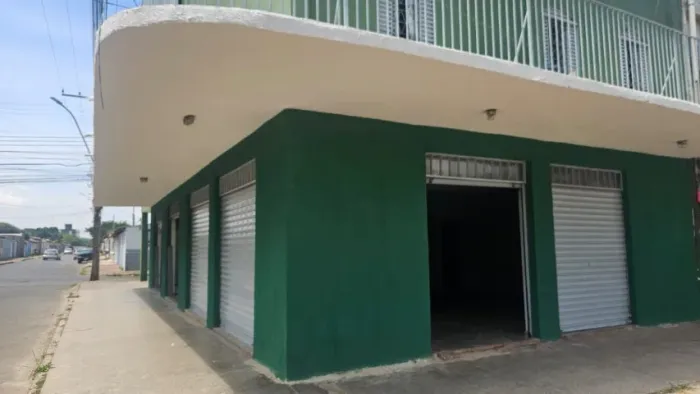 Aluga-se uma loja na Qd 07 do Setor Leste Gama