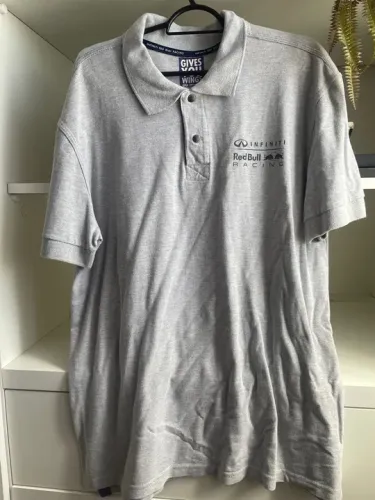 Camiseta Polo Infiniti Red Bull Racing Cinza