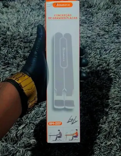 BASE SUPORTE NOTEBOOK REGULÁVEL DE METAL DOBRÁVEL