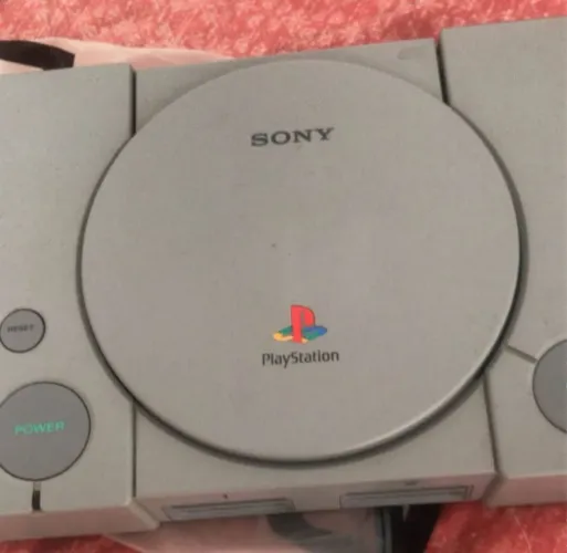 PlayStation 1 - Console Clássico Sony
