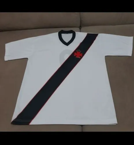 Camisa Vasco da Gama - Detalhes em Preto e Vermelho