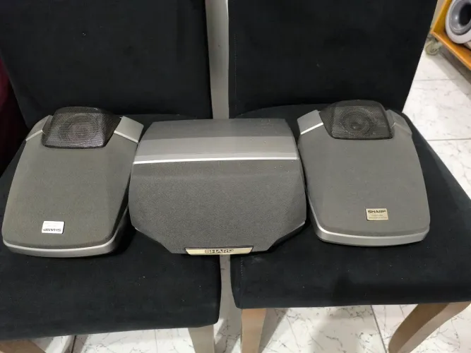 Conjunto de Caixas surround Sharp