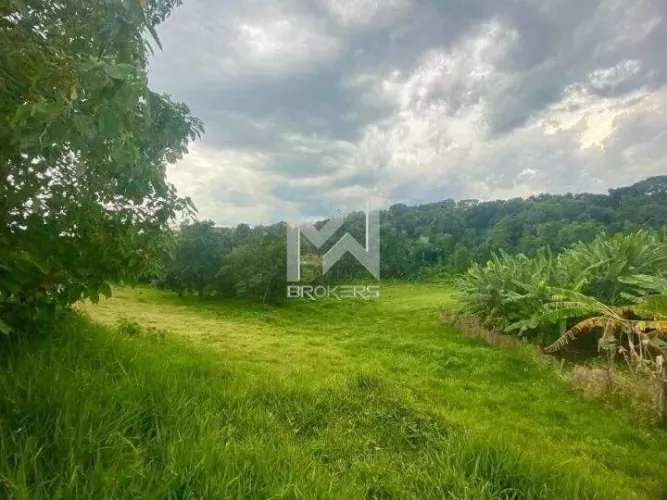 Terreno à venda no Condomínio Estância Marambaia em Vinhedo/SP