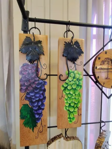 Pinturas em madeira artesanais rústicas 