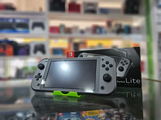 Nintendo Switch Lite Dialga & Palkia