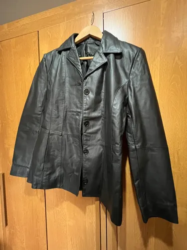 Jaqueta de Couro Preta Elegante Julian Marcuir