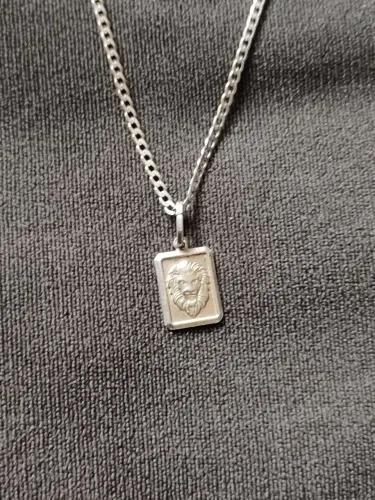 Corrente em prata 925 3mm 70cm + pingente leão em ótimo estado de conservação 