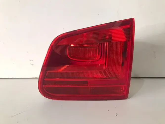 Lanterna Volkswagen Tiguan 2012 A 2015 220150178