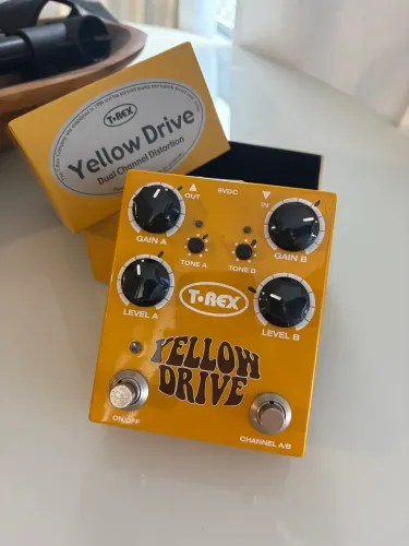Vendo Pedal T Rex Yellow Drive