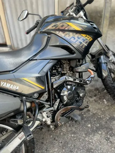 Crosser 2020 aluguel