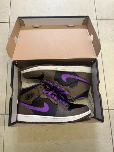Nike Air Jordan 1 mid