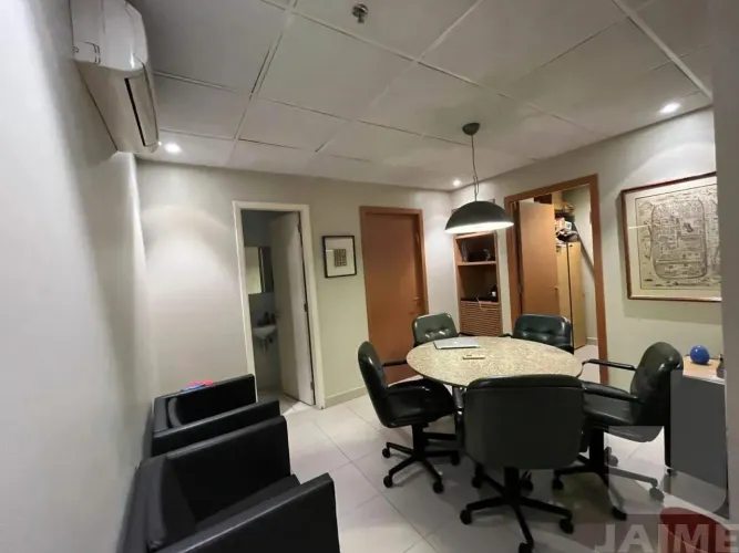 Conjunto Comercial dividido em 3 salas, 2 banheiros e 1 vaga - Higienópolis.