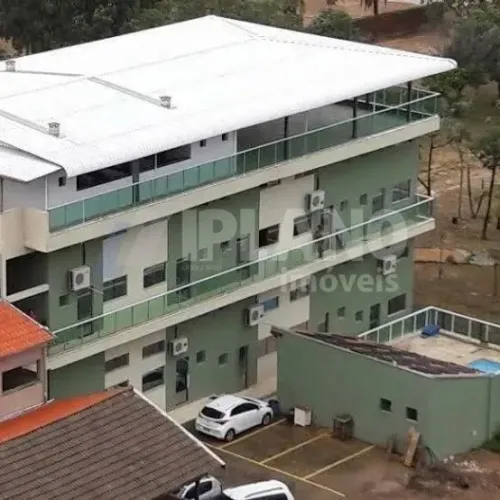 Lindo apto duplex na Represa Jaguara, Rifaina/Sacramento, 1 dormitório, 1 vaga, 50m², com