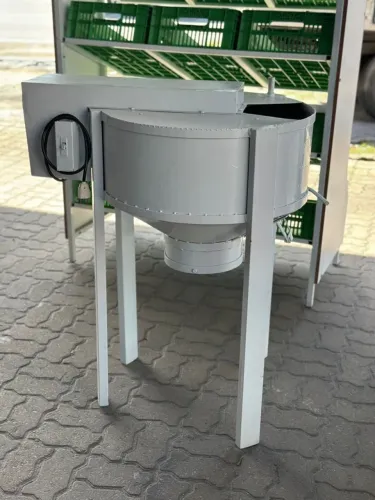 Máquina de pelar frango industrial.